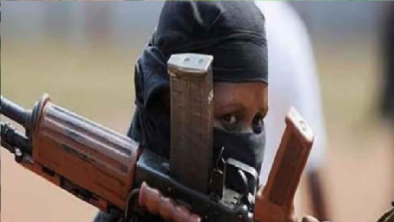 बिहार की कुख्यात नक्सली रेणू कोड़ा देवघर से गिरफ्तार, बिहार सरकार ने रखा था 50 लाख का ईनाम