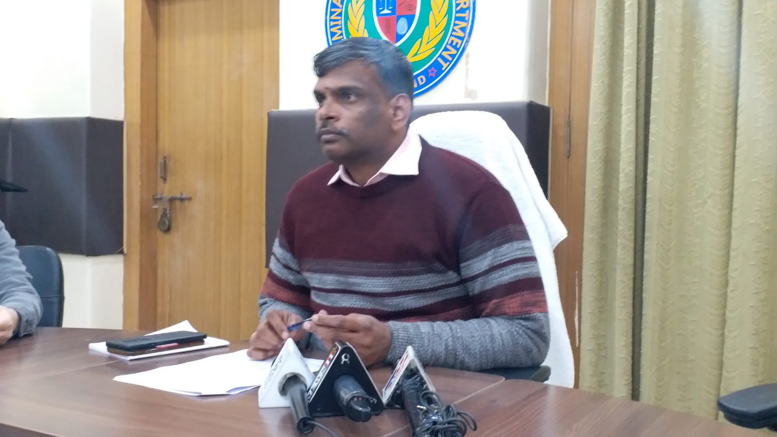 असम से साइबर अपराधी को झारखंड CID ने दबोचा, CLONE फिंगर प्रिंट बना कर खाता से करता था पैसा साफ