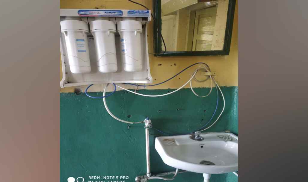 गंदा पानी पीने को मजबूर हैं पतरातु रेलवे कैरेज विभाग के रेलकर्मी, आरओ मशीन पड़ा है खराब