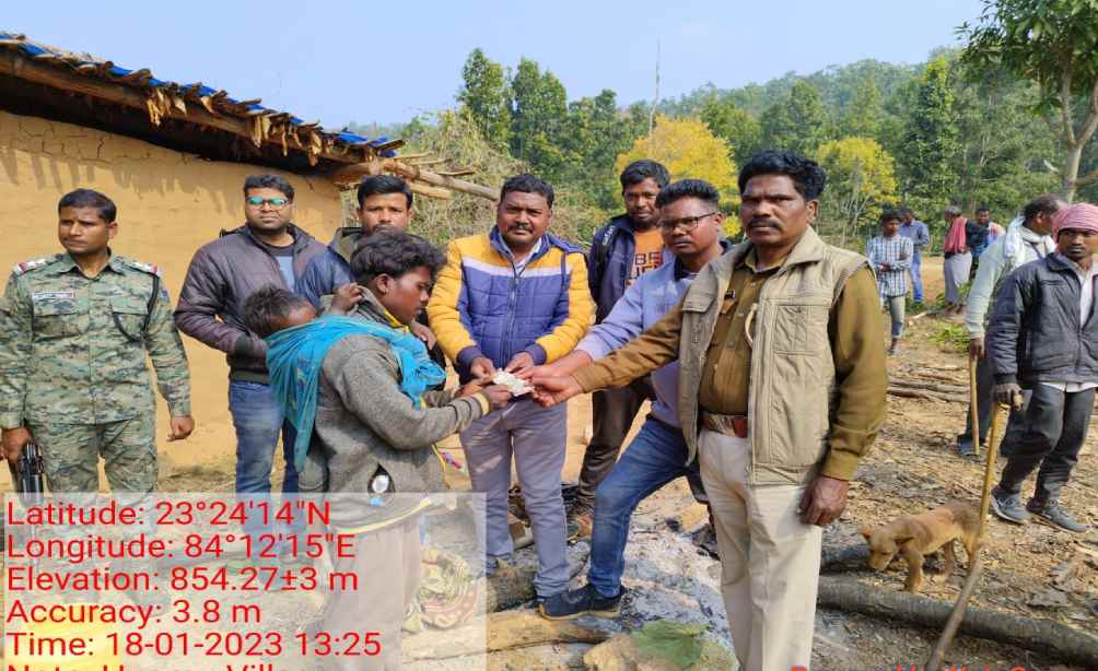 लातेहार: हाथी के चपेट में आने से एक बच्चे की मौत, दो घायल