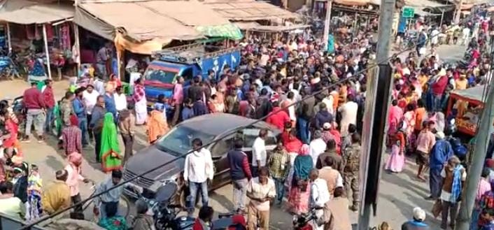 फिर दहली झरिया ,आरोप सिंह मेन्शन और रघुकुल समर्थकों पर लगा, जानिए विवाद का असली कारण 