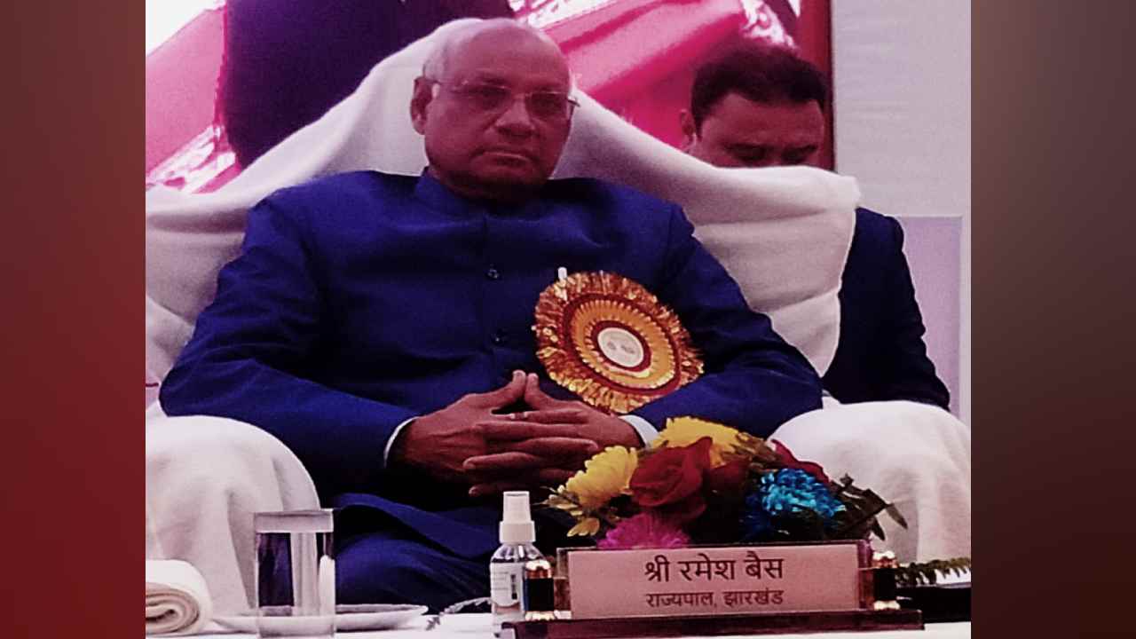 धनबाद में महामहिम ने कहा - कोयला राष्ट्रीय धरोहर है, रोकिये कोयले का अवैध उत्खनन