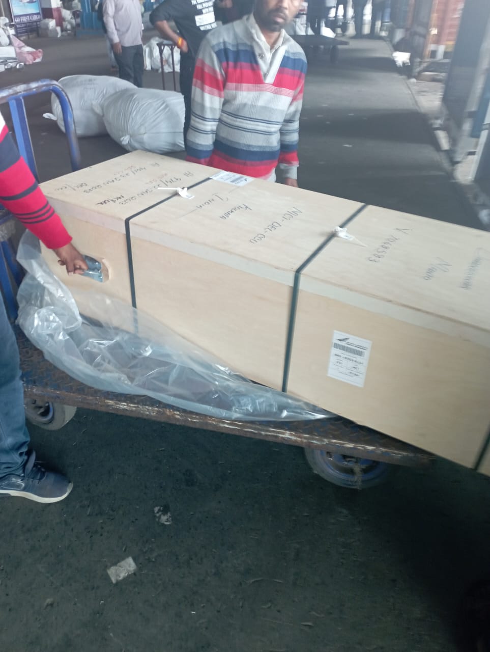 गिरिडीह : 25 दिनों बाद ओमान से धानेश्वर महतो का शव पहुंचा कोलकत्ता, आज होगा अंतिम संस्कार 