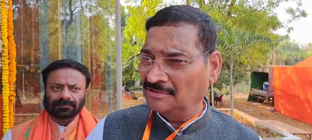 भाजपा प्रदेश कार्यसमिति की बैठक में शामिल होने पहुंचे पार्टी प्रदेश अध्यक्ष दीपक प्रकाश, सरकार को लिया आड़े हाथ