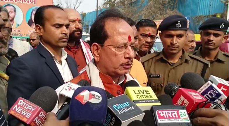 बोले विजय सिन्हा-प्रधानमंत्री और मुख्यमंत्री की कुर्सी के लिए हुआ था महागठबंधन का डील 