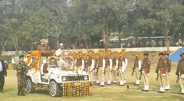 मंत्री बन्ना गुप्ता ने जमशेदपुर में फराहया झंडा, मौके पर एनसीसी के जवानों ने राष्ट्रध्वज को दी सलादी