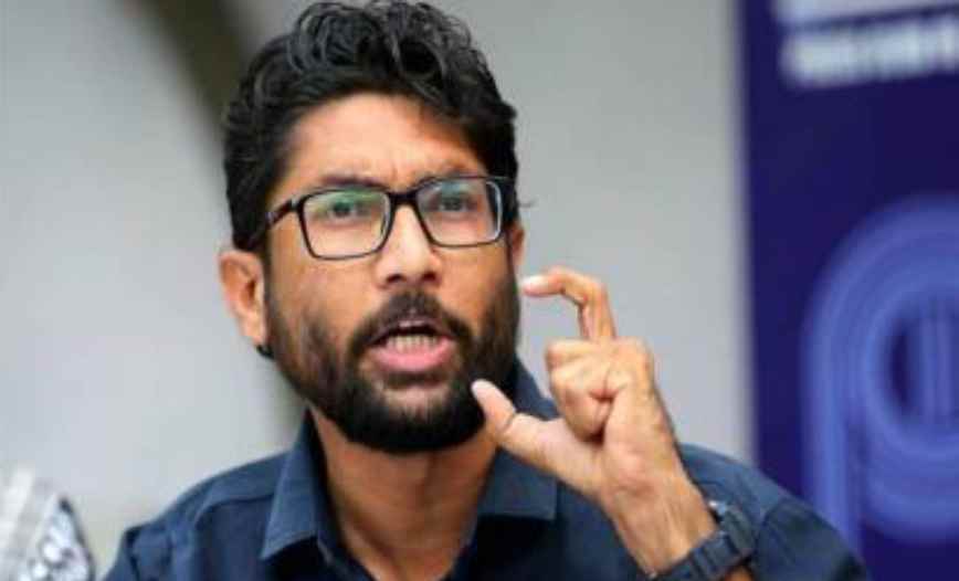 अडाणी समूह के शेयरों में यह गिरावट देश के कॉर्पोरेट इतिहास का सबसे बड़ा घोटाला- जिग्नेश मेवाणी