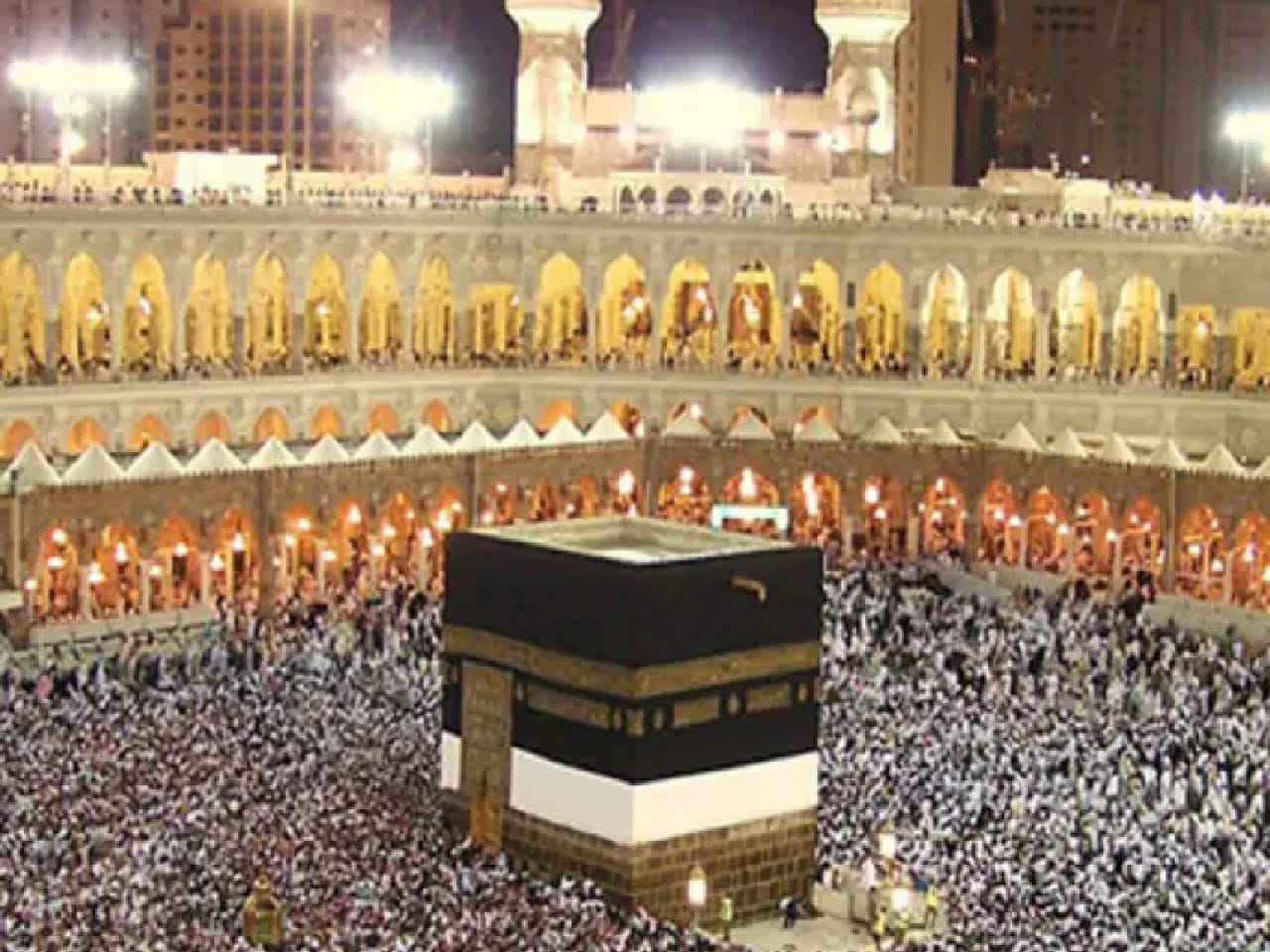 हज यात्रियों को सरकार ने दी खुशखबरी, यात्रा खर्च में 50 हजार रुपए तक की मिली छूट, जानिए विस्तार से