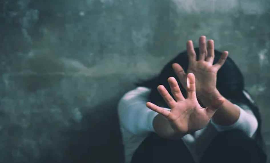 रांची की नाबालिग से गुरुग्राम में हैवानियत की हदें पार, खूब की पिटाई, गर्म चिमटे से दागा फिर खिलाया डस्टबिन का खाना