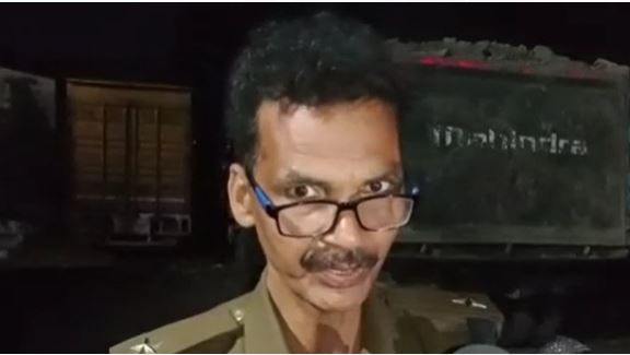 मुजफ्फरपुर : कांटी थर्मल इलाके में चल रहे प्रदर्शन पर अपराधियों ने की गोलीबारी, एक की मौत, ग्रामीणों ने मंत्री पर लगाया साजिश का आरोप 