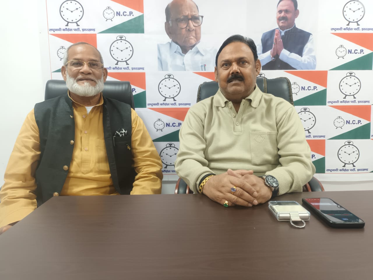 गरीबों पर केस करने के अलावा कोई काम नहीं करता बिजली विभाग,जल्द दुरुस्त नहीं हुआ जर्जर तार तो करेंगे आंदोलन: कमलेश     