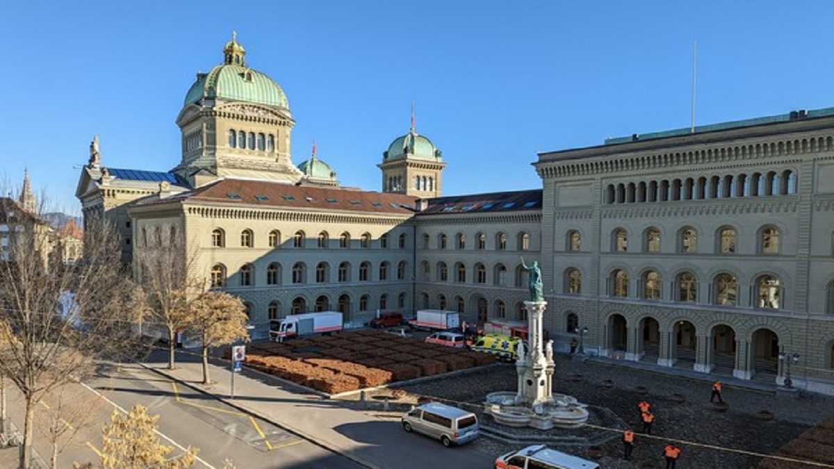 स्विट्जरलैंड की संसद भवन को आखिर क्यों कराना पड़ा खाली , जानिए वजह 