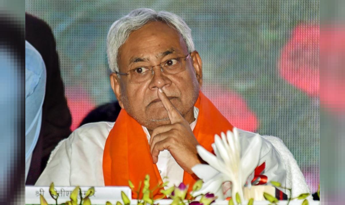 विपक्ष के साथ-साथ सहयोगी दलों के निशाने पर भी नीतीश, 2024 में कैसे होगा बेड़ा पार 