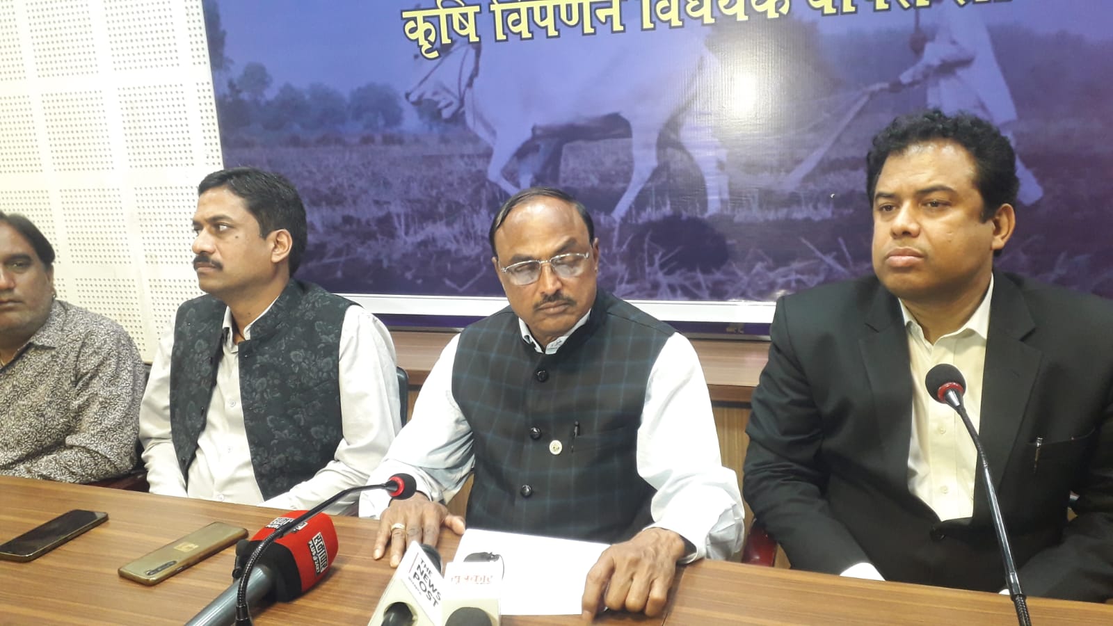 चैंबर ऑफ कॉमर्स ने हड़ताल लिया वापस, अब खुल जाएंगे खाद्यान दुकान, सीएम के प्रतिनिधि के साथ मीटिंग के बाद लिया गया फैसला