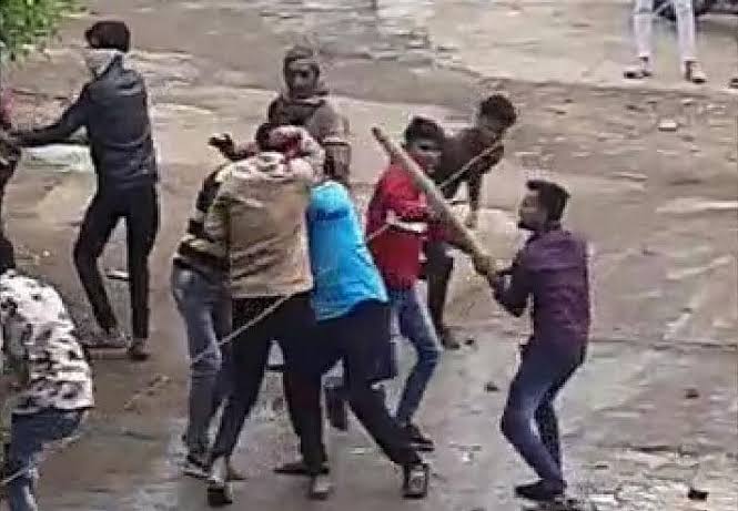 खूंटी में भीड़ ने एक युवक को पीट पीट कर उतारा मौत के घाट, जांच में जुटी पुलिस