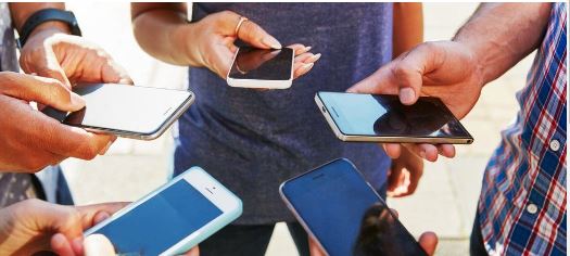 जानिए भारत के सबसे सस्ते स्मार्ट फोन कौन-कौन से हैं, जिसे हर कोई कर सकता है अफोर्ड