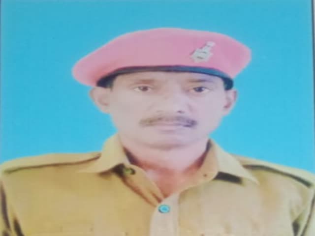 सरायकेला पुलिस लाइन में सिपाही ने की आत्महत्या, तीन दिन पहले घर से आया था वापस, परिजनों का रो-रो कर बुरा हाल