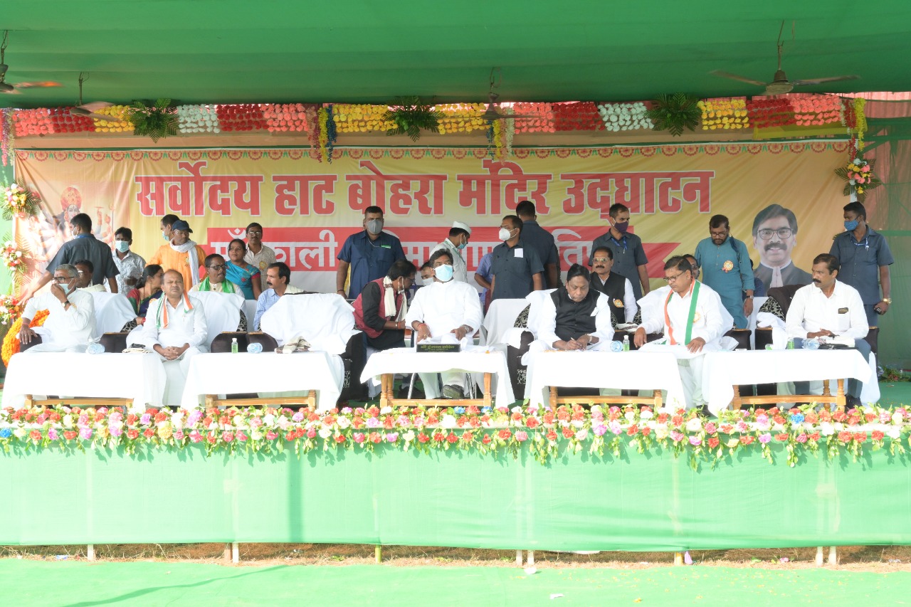 दिल में सच्ची श्रद्धा हो तो जरूर मिलता है मां का आशीर्वाद -सीएम हेमंत