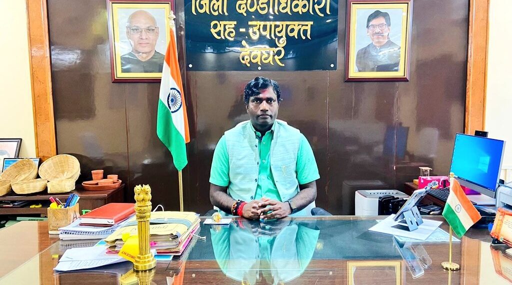 देवघर उपायुक्त के नाम पर हो रही थी साइबर ठगी, समय रहते हुआ खुलासा