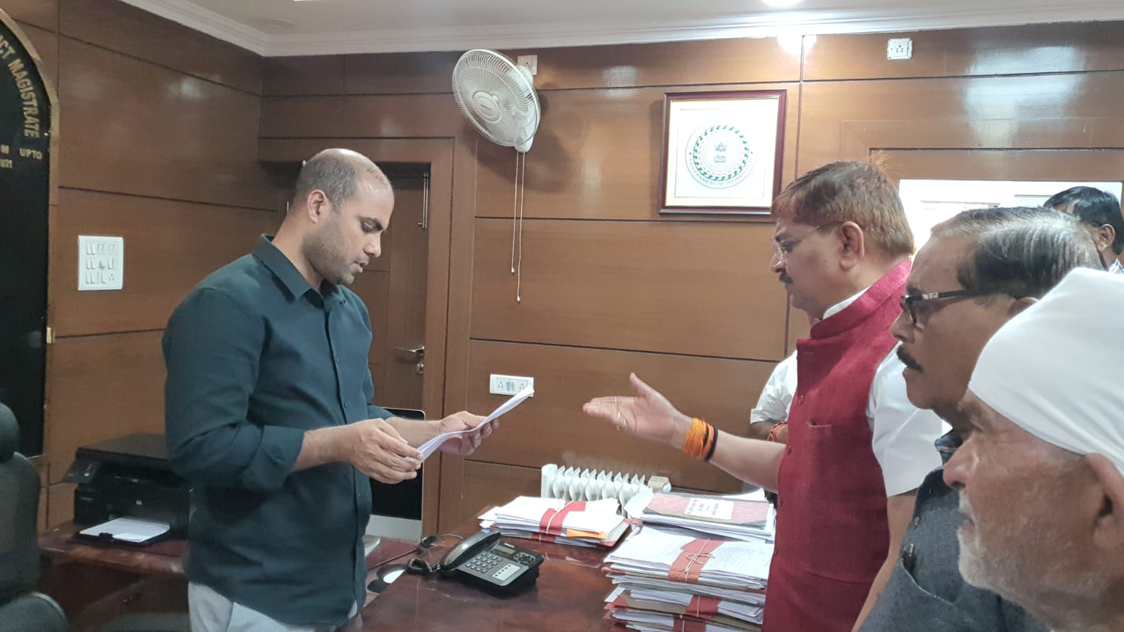 विफरे विधायक राज सिन्हा, कहा -हम नहीं थे नहीं तो देखते रेलवे के बुलडोजर में कितना दम है, जानिए क्यों कही यह बात 