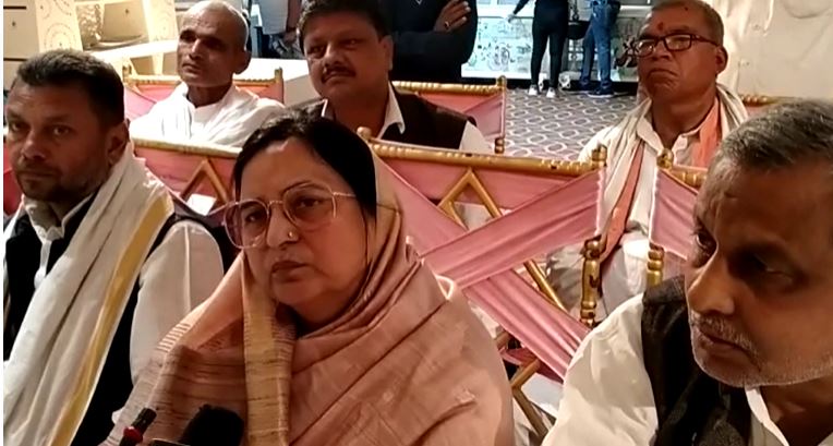 जेडीयू को एक और बड़ा झटका, उपेन्द्र कुशवाहा के बाद मीना सिंह ने भी किया पार्टी को टाटा बाय- बाय