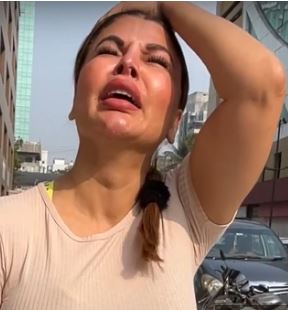 राखी ने दुबई में लिया नया घर और कार, पति आदिल को याद कर रोने लगी एक्ट्रेस