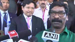 कोनरॉड संगमा के शपथ ग्रहण में शामिल हुए सीएम हेमंत, कहा कि पीए संगमा परिवार से रहा है हमारा पुराना रिश्ता