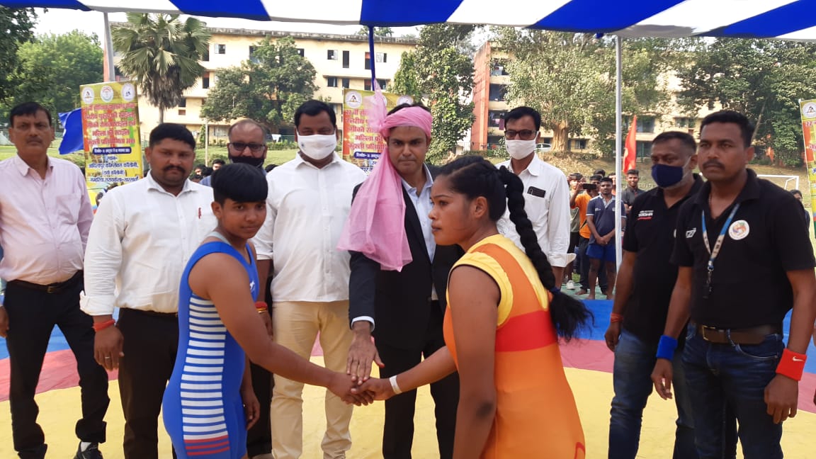 22वां सीनियर झारखंड राज्य स्तरीय पुरुष महिला फ्री स्टाइल कुश्ती प्रतियोगिता शुरू
