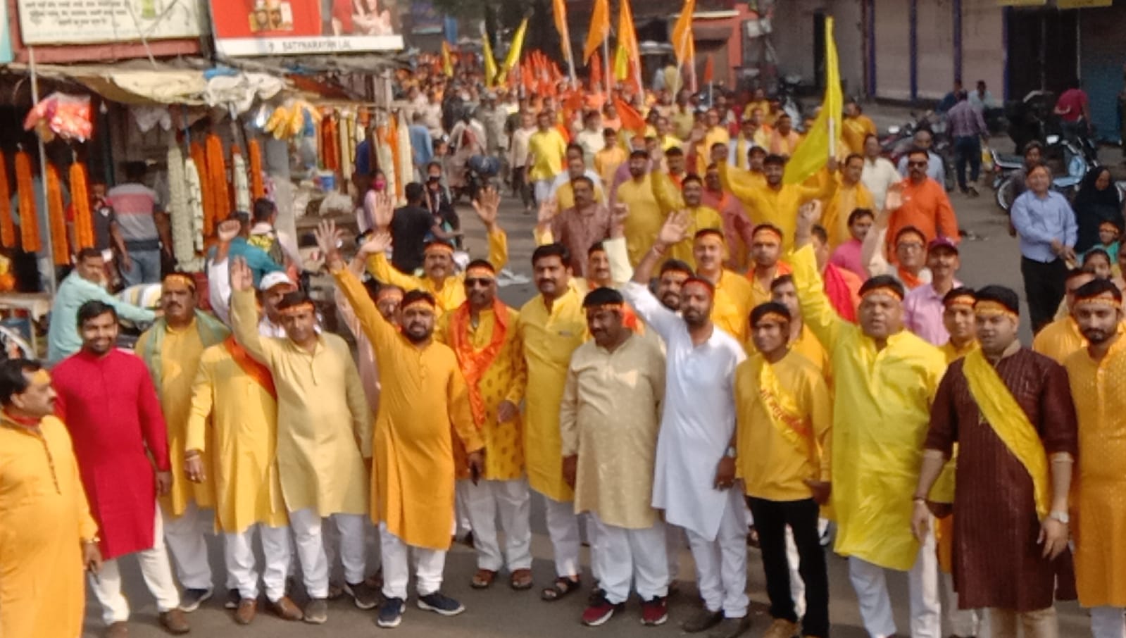 गिरिडीह में मां मथुरासिनी के वार्षिक पूजन को लेकर निकाली गई शोभा यात्रा, हजारों की संख्या में शामिल हुए श्रद्धालु