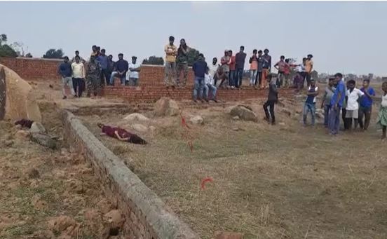 सहेली की शादी में गई नाबालिग की निर्मम हत्या, रेप के बाद गर्दन काटने की आशंका