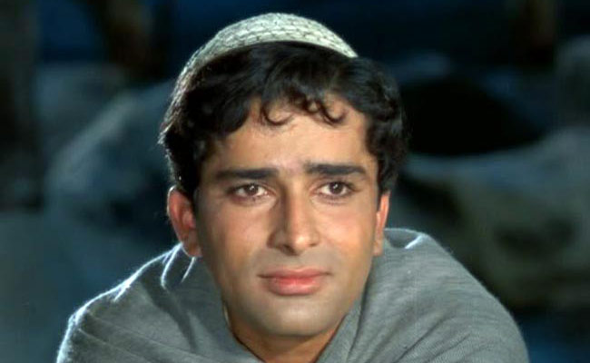 खूबसूरत और दमदार किरदार के लिए जाने जाते थे शशि कपूर, जानिए उनके बारे में जयंती पर विशेष