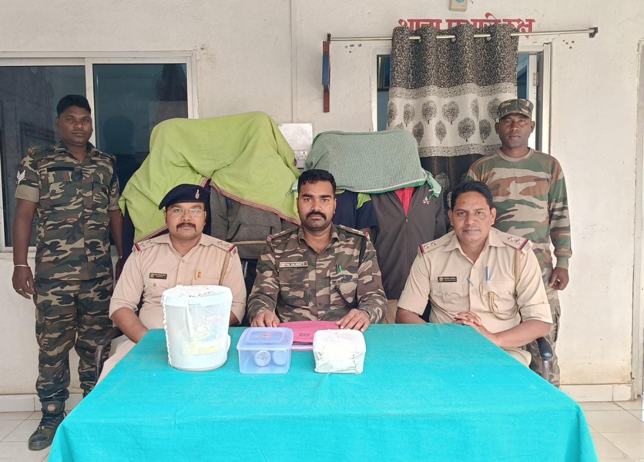 खूंटी से आकर चाईबासा के जेटेया में कर रहे थे पोस्तो की खेती, 4 गिरफ्तार