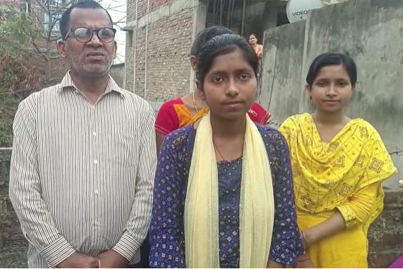 गया की कोमल ने किया कॉमर्स में टॉप, माता-पिता को दिया सफलता का श्रेय