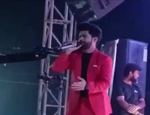बेगूसराय में इंडियन आइडल गायक सलमान अली ने बिखेरा अपना जलवा, देखें VIDEO