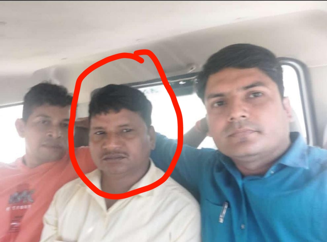 छपरा : दस हजार घूस लेते रंगे हाथ पकड़े गए हेल्थ मैनेजर