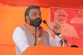 सम्राट चौधरी की ताजपोशी: किसके किले पर मंडराने लगा है खतरा, देखिये यह रिपोर्ट