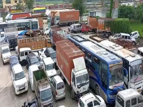 अगर सस्ती गाड़ी चाहिए तो बिहार आइए, यहां एक हजार में बाइक और 10 हजार में मिलेगा कार, जानिए कैसे