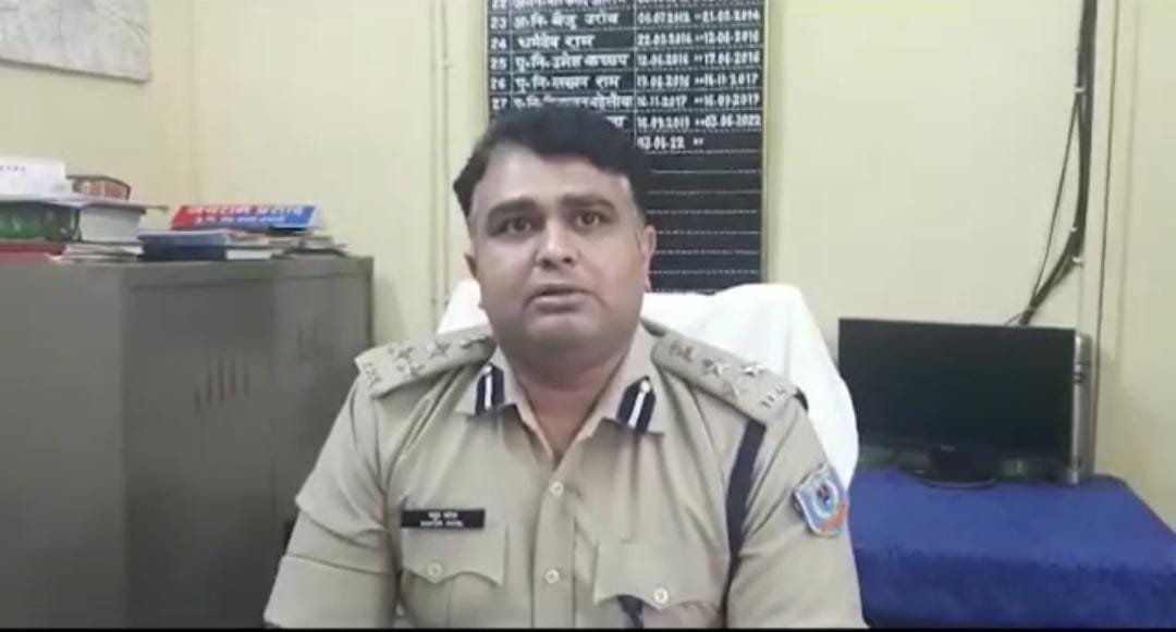 डीआईजी तीन घंटे तक रहे तोपचांची थाने में, मैथन के बाद किया तोपचांची का निरीक्षण