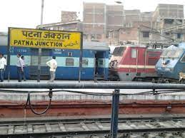 छठ पर्व मनाने बिहार जा रहे हैं, तो देख लें अपने ट्रेन का समय-सारणी