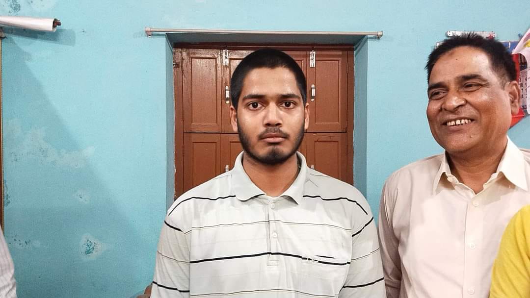 मैट्रिक की परीक्षा में शेखपुरा का रुम्मन अशरफ बना बिहार टॉपर, सेना में बनना चाहता है अफसर 
