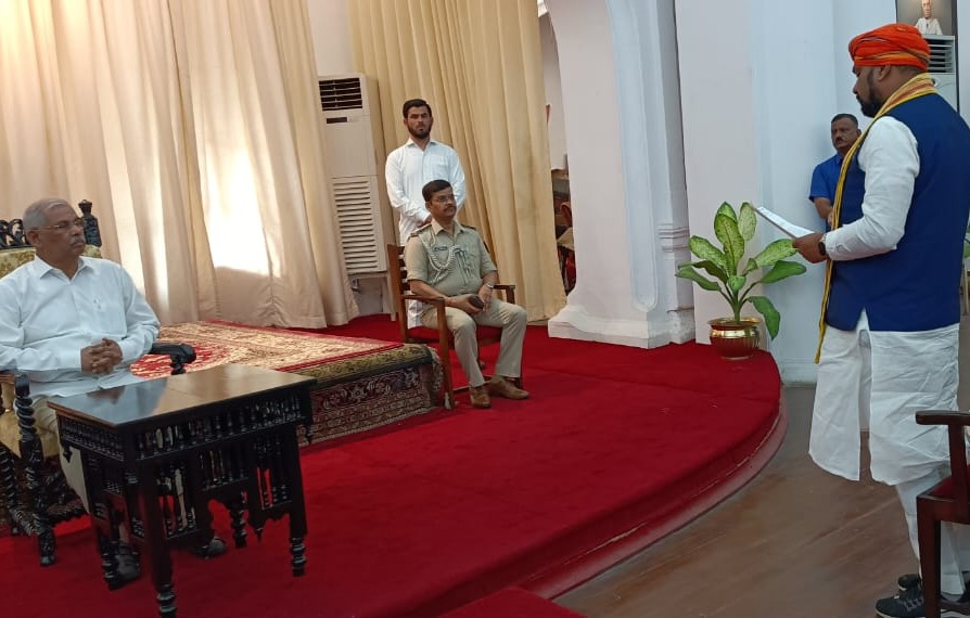 बिहार में हिंसा की घटना को लेकर राज्यपाल से मिला बीजेपी प्रतिनिधिमंडल,कहा- बिहार में कानून व्यवस्था पूरी तरह फेल