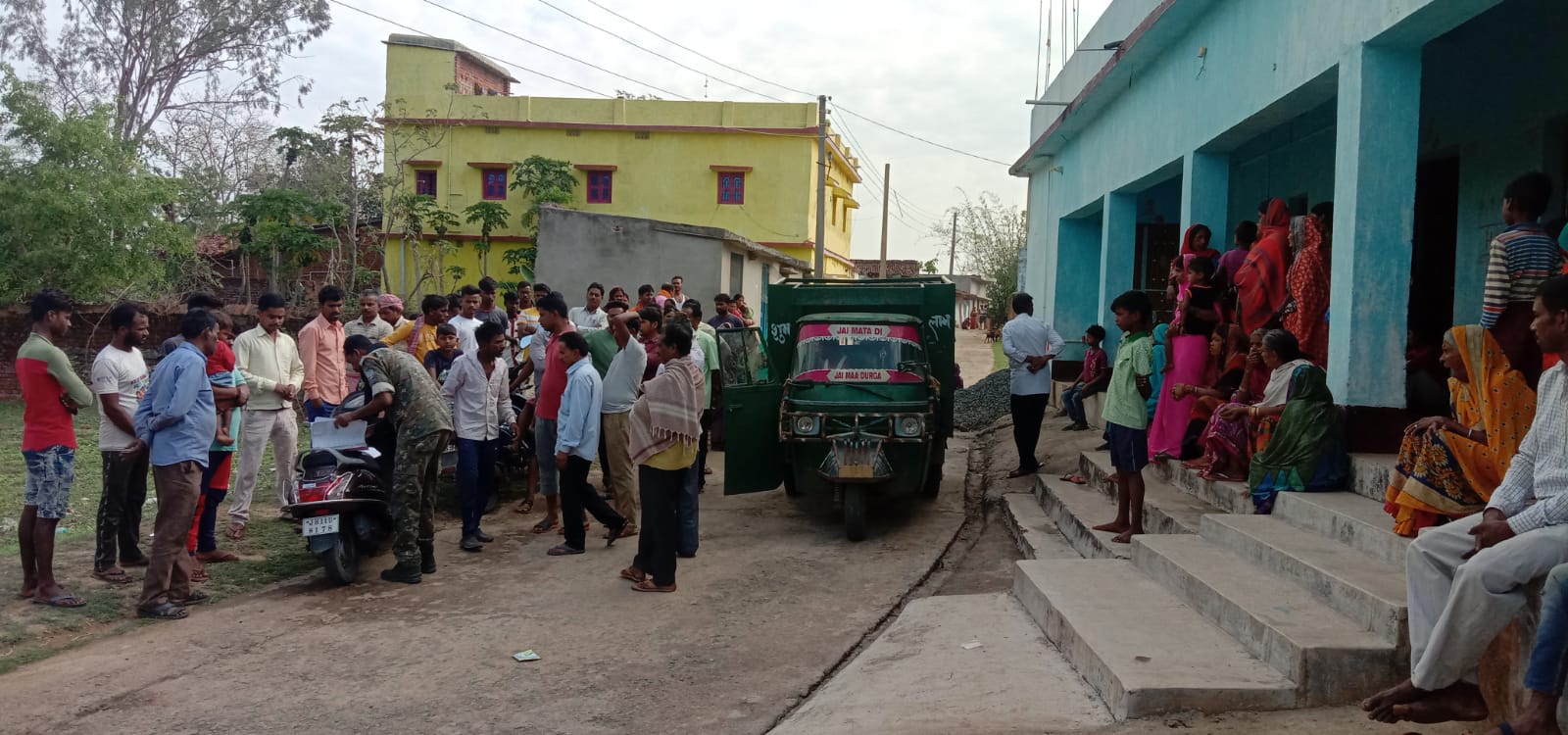 शर्मनाक! शराब के लिए पैसे देने से किया इनकार तो बेटे ने टांगी से काटकर की मां की हत्या, जब पुलिस पहुंची तो...... 