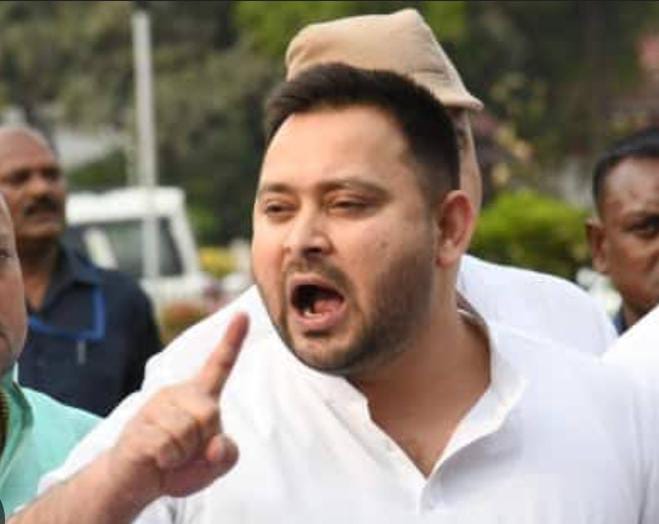 लैंड फॉर जॉब मामला : ईडी दफ्तर में तेजस्वी यादव की ‘हाजिरी’ 11 अप्रैल को ईडी के सामने होंगे पेश