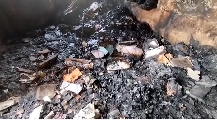 सरकारी बस डिपो कार्यालय में लगी भीषण आग, लाखों का नुकसान, सरकारी कागजात भी जलकर राख