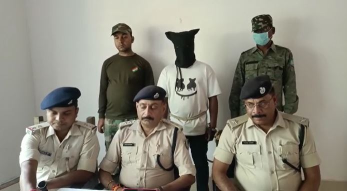 दुमका : फाइनेंस कर्मी से लूट मामले का उद्भेदन, एक गिरफ्तार, भेजा गया जेल