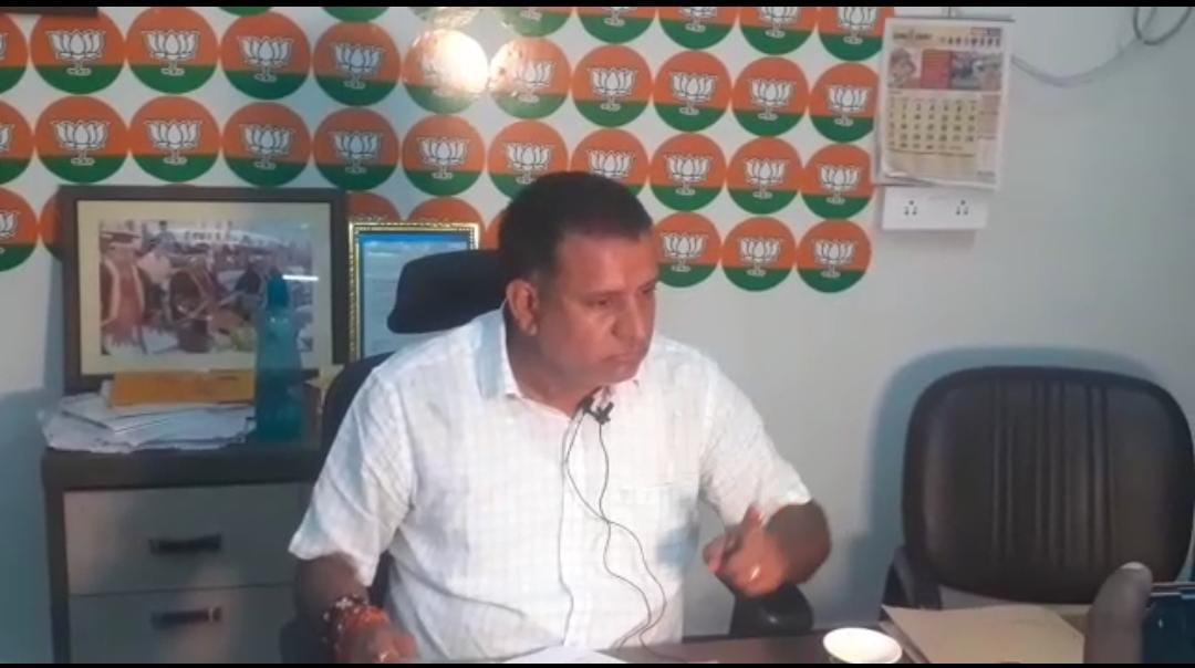 पूर्व कृषि मंत्री ने झारखंड की हेमंत सरकार पर कसा तंज, किसानों को गुमराह करने का लगाया आरोप