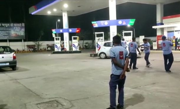 बोकारो के सेक्टर 5 पेट्रोल पंप पर फेंका गया बम, इलाके में मचा हड़कंप