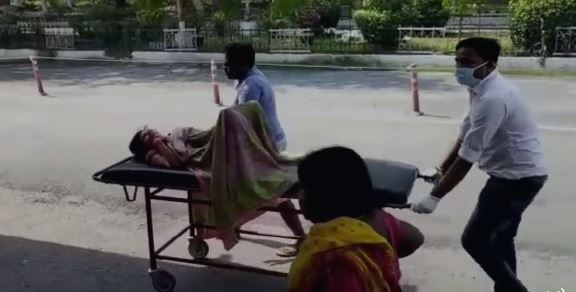 सूखे पत्ते की आग से झुलसी नाबालिग लड़की, गंभीर हालात में किया गया बोकारो रेफर