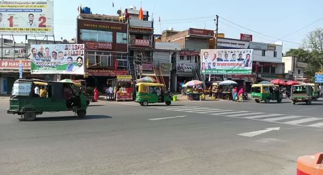 नियोजन नीति के विरोध में आज झारखंड बंद, राजधानी में दिखा मिलाजुला असर, बस यात्रियों को हो रही परेशानी