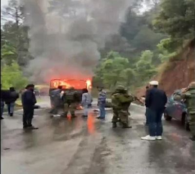 BREAKING: जम्मू कश्मीर में सेना की गाड़ी में लगी आग, चार जवान शहीद